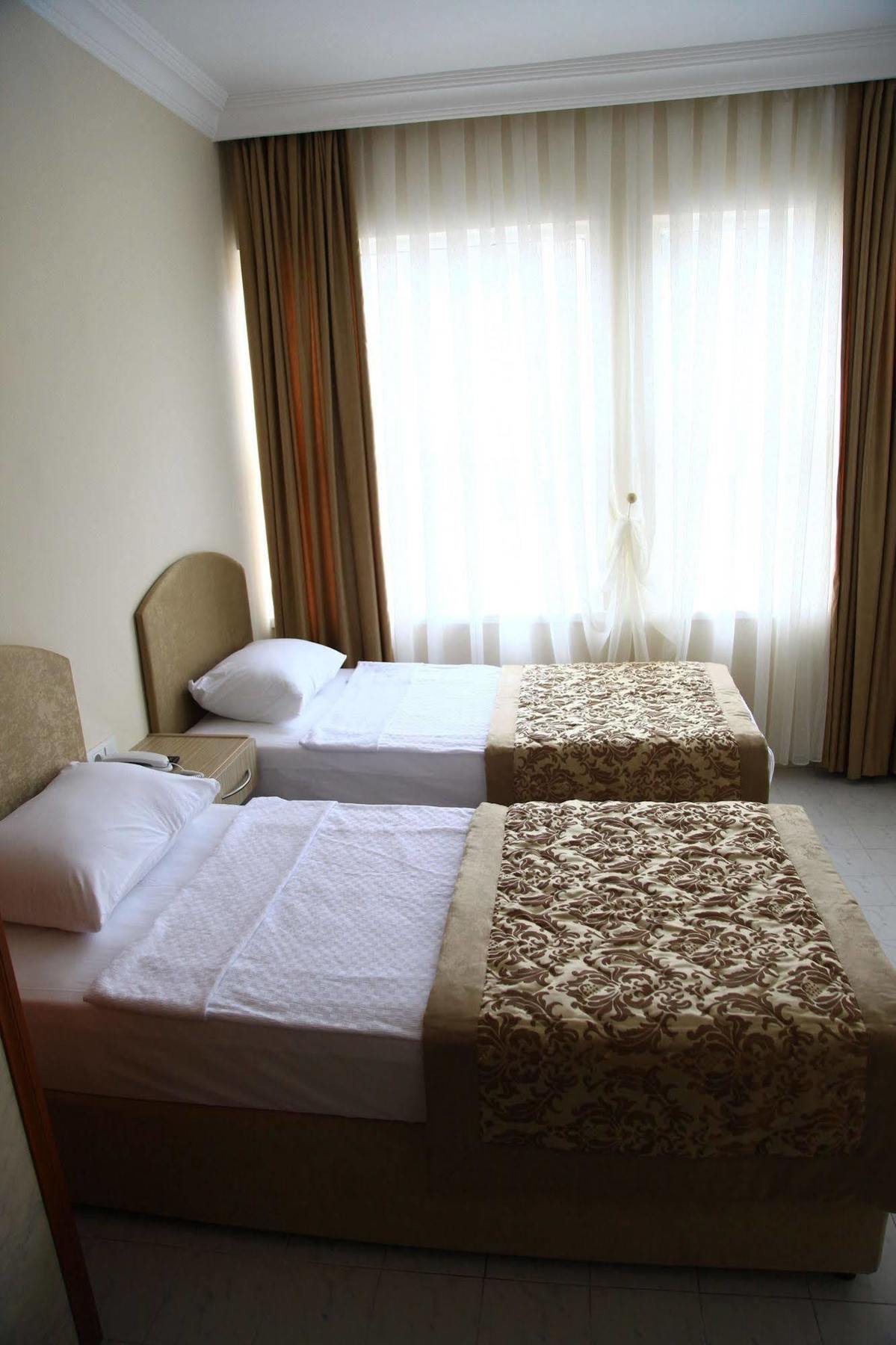 Hotel Exenia
