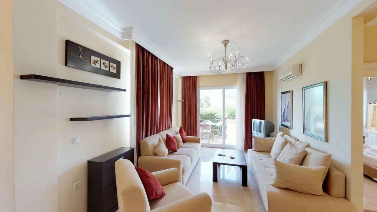 Gold 1 Bedroom Apartment