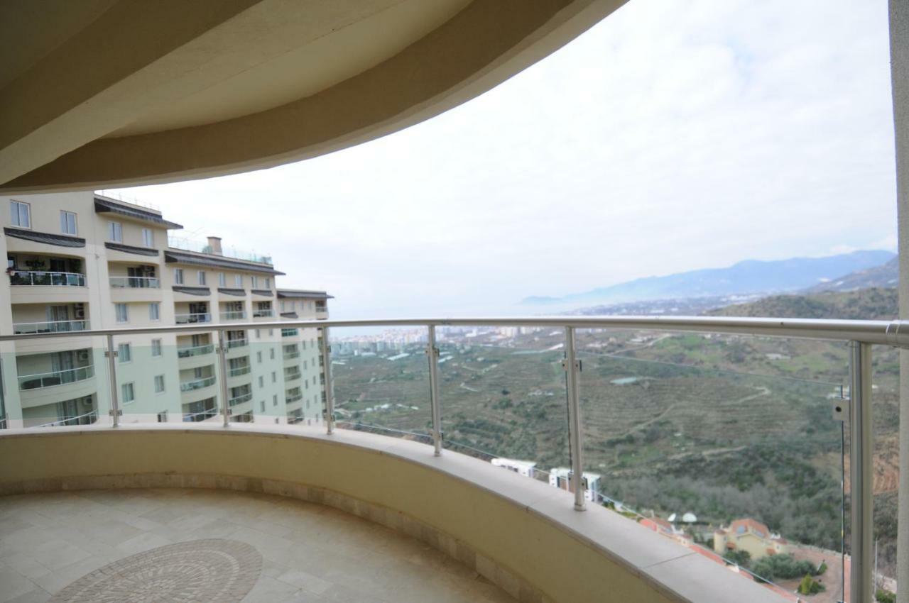 Gold City 2b2b Penthouse Main Building With Free Aqua Park Daire