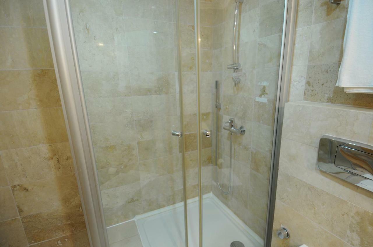 Apartment Gold City 2b2b Penthouse Main Building With Free Aqua Park