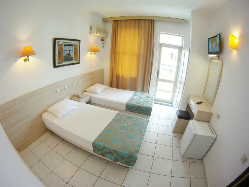 Hotel Kleopatra Carina