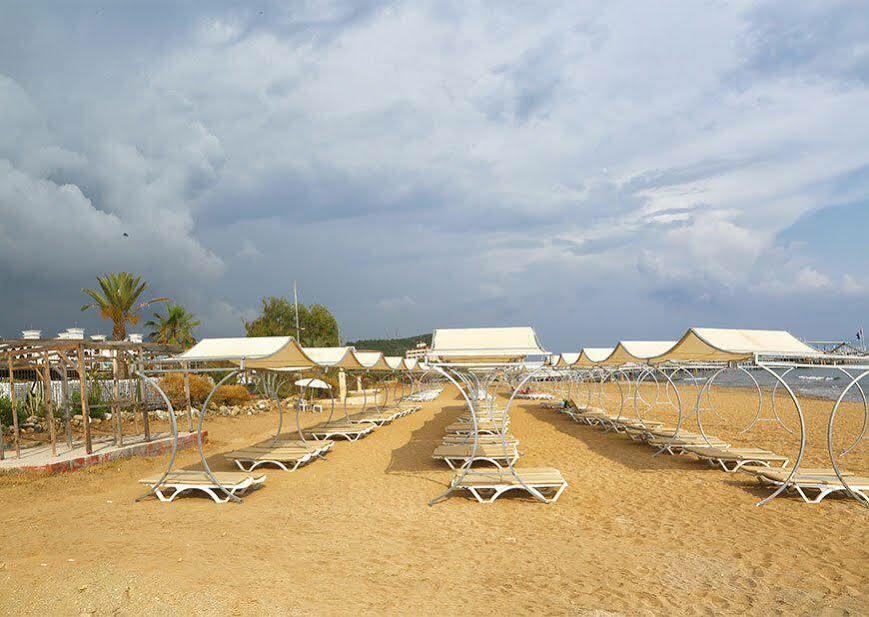 Grand Bayar Hotel