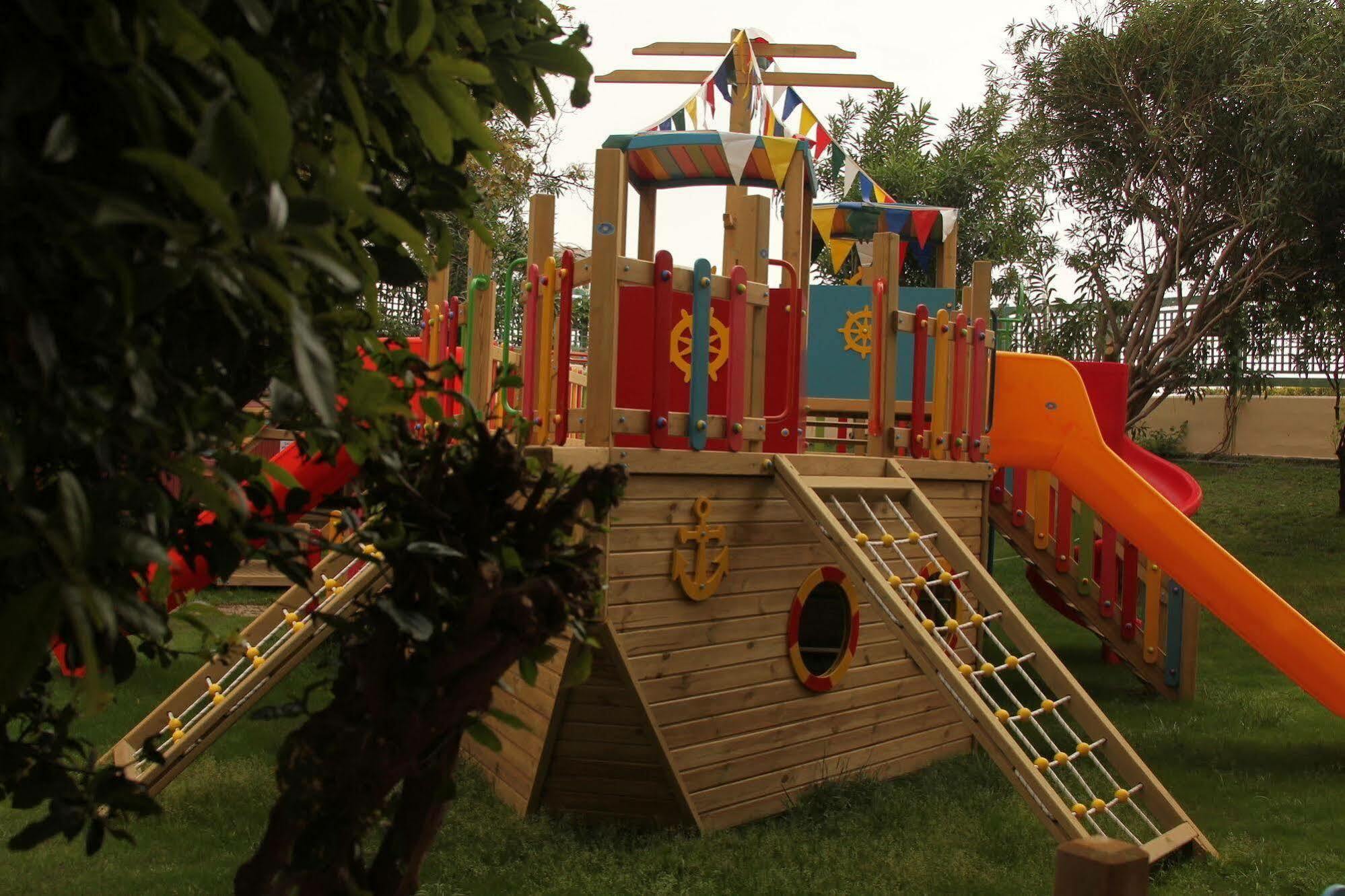 Hotel A11 Obakoy