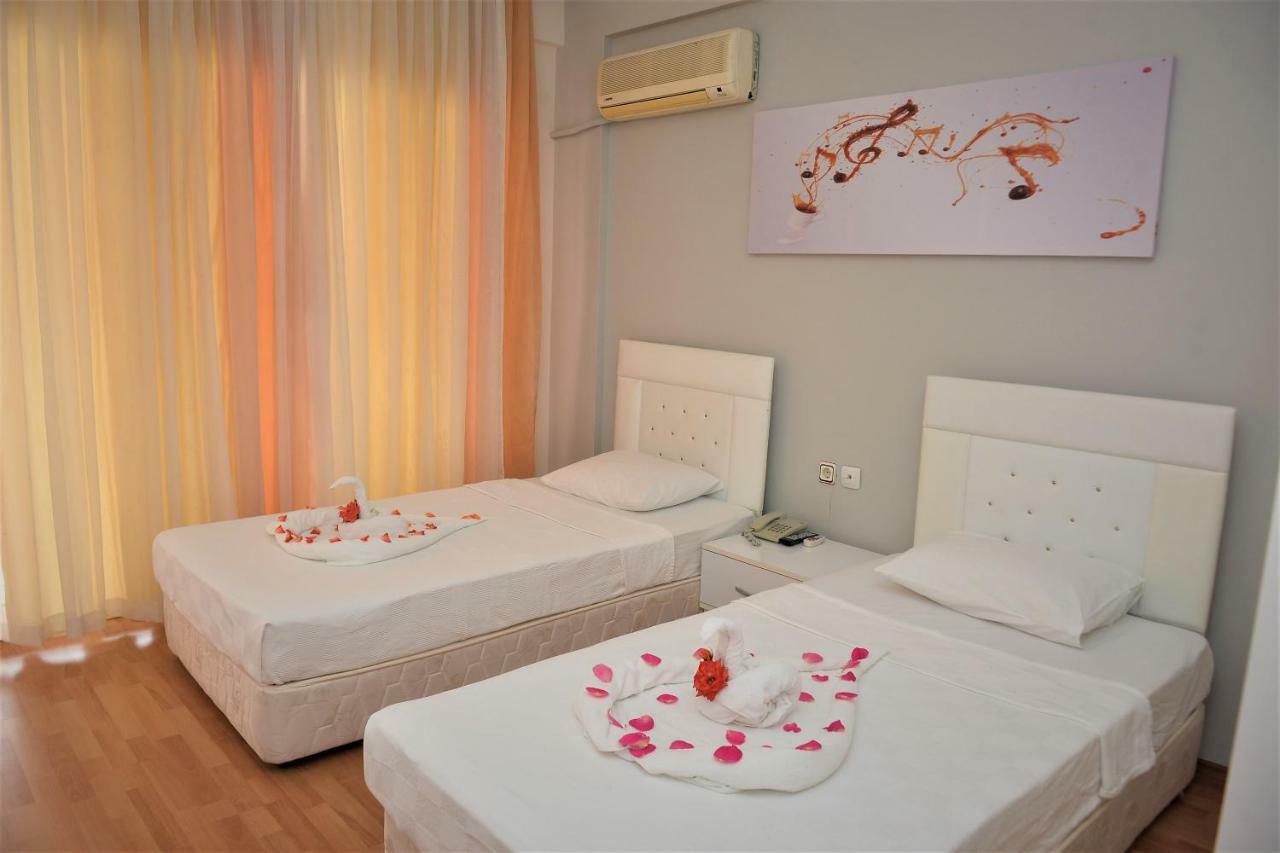 Melody Alanya