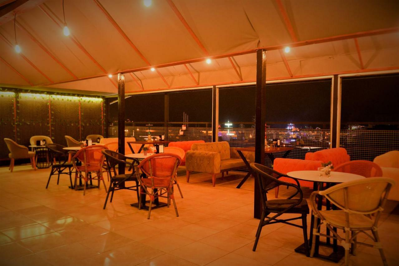 Melody Bed & Breakfast 2*