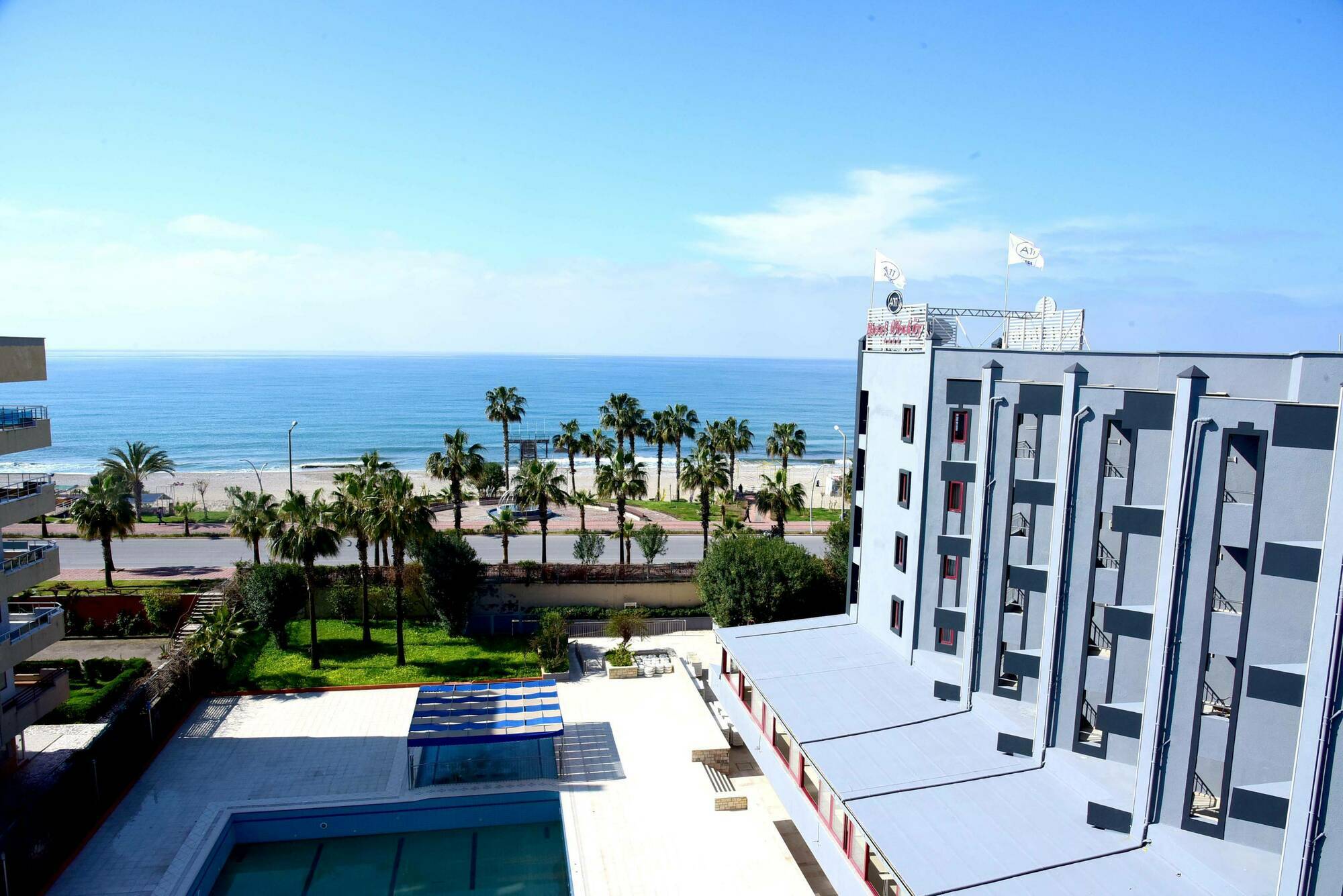 Hotel A11 Obakoy 4*