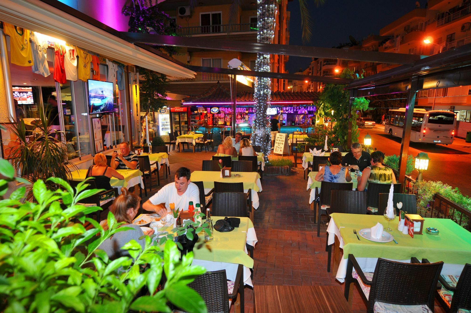 Aparthotel Atak