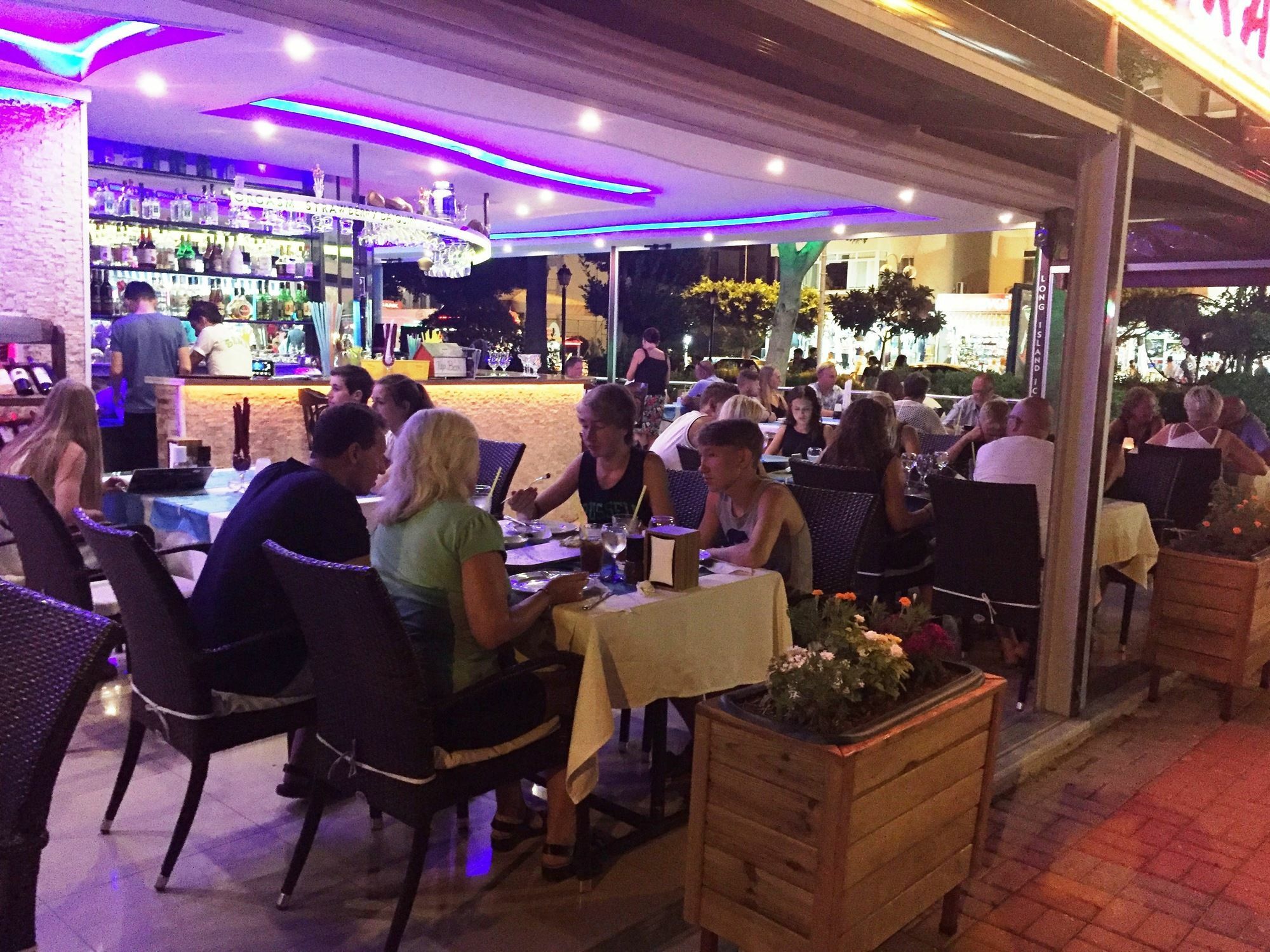 Semiz Aparthotel 3*