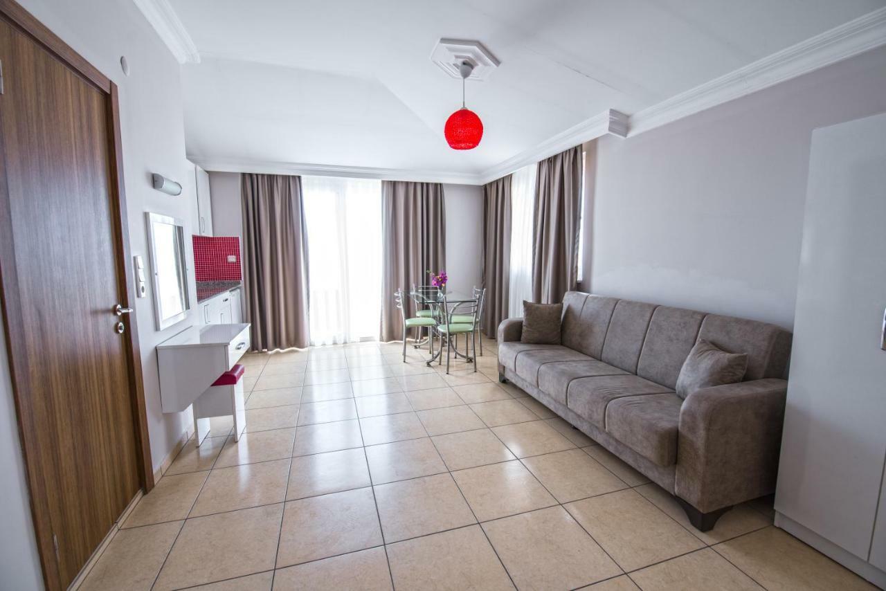 Aparthotel Kleopatra Tower 2*