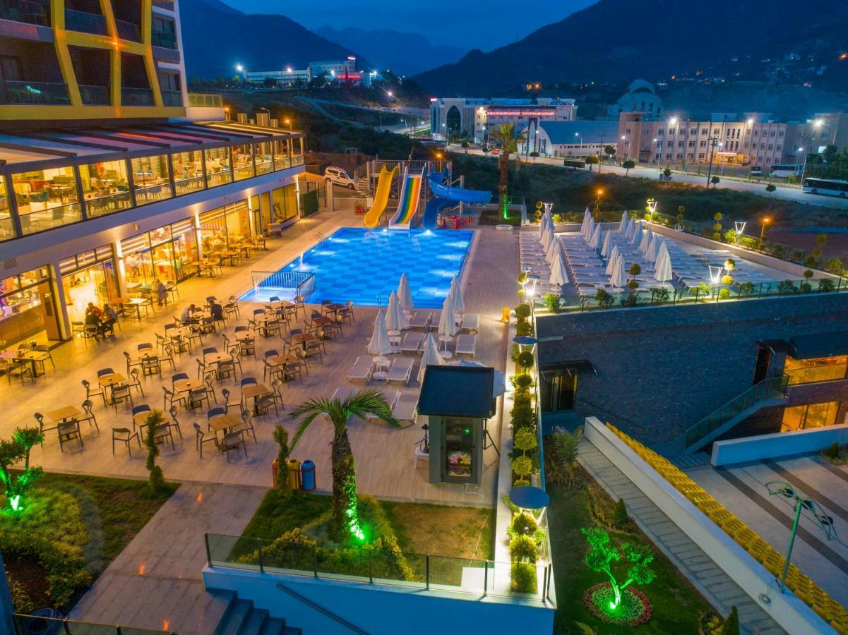 Campus Hill Hotel