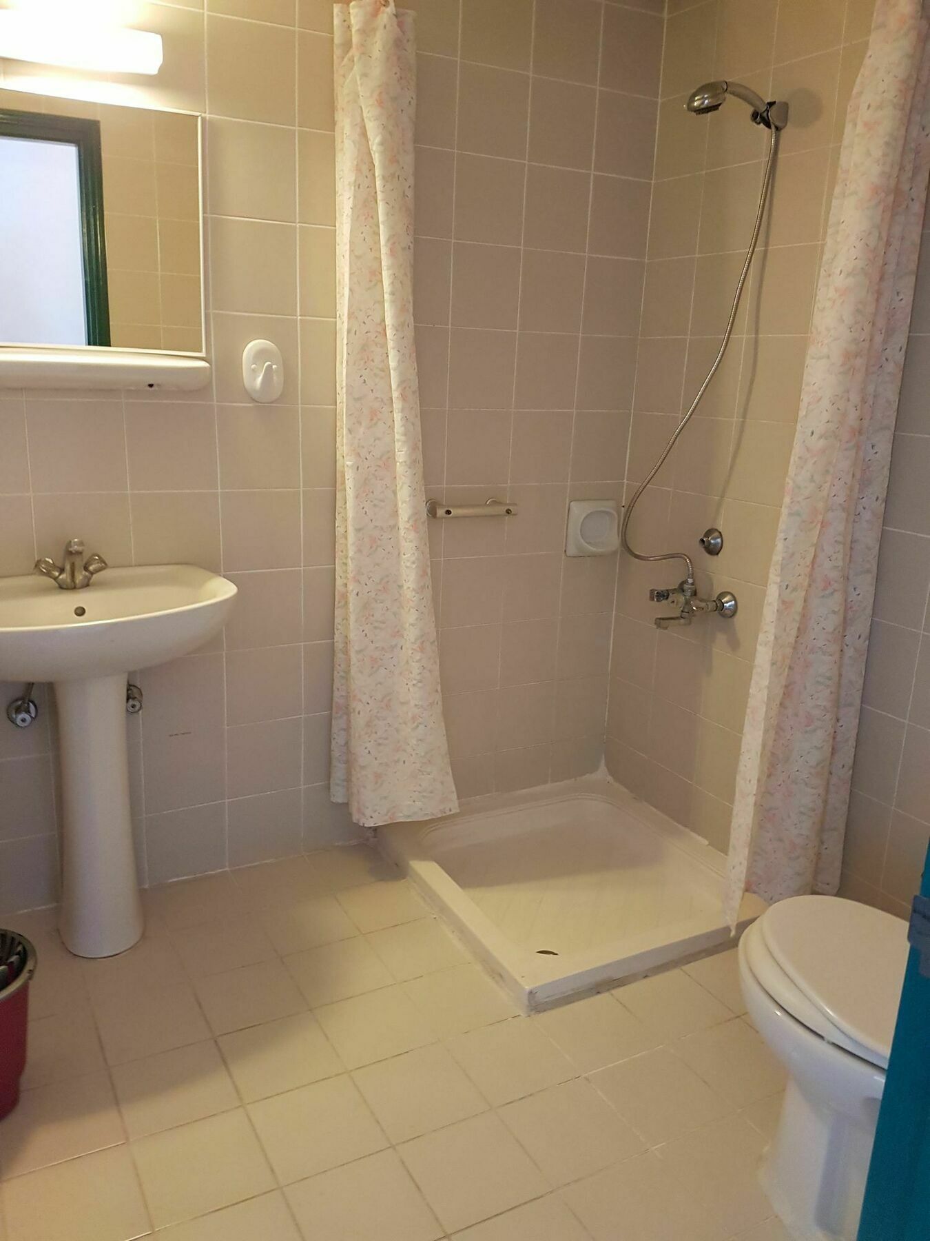 Lila Aparthotel 2*