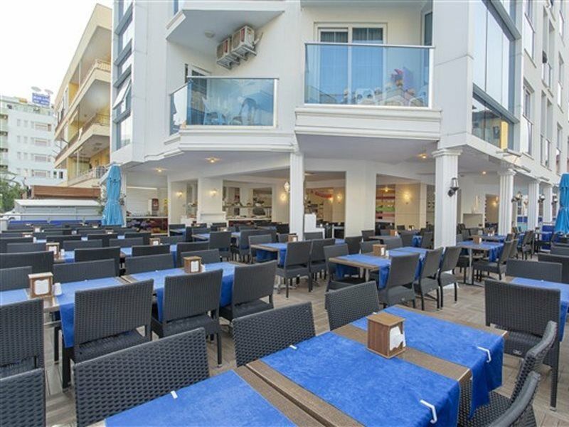 Hotel Cleopatra Golden