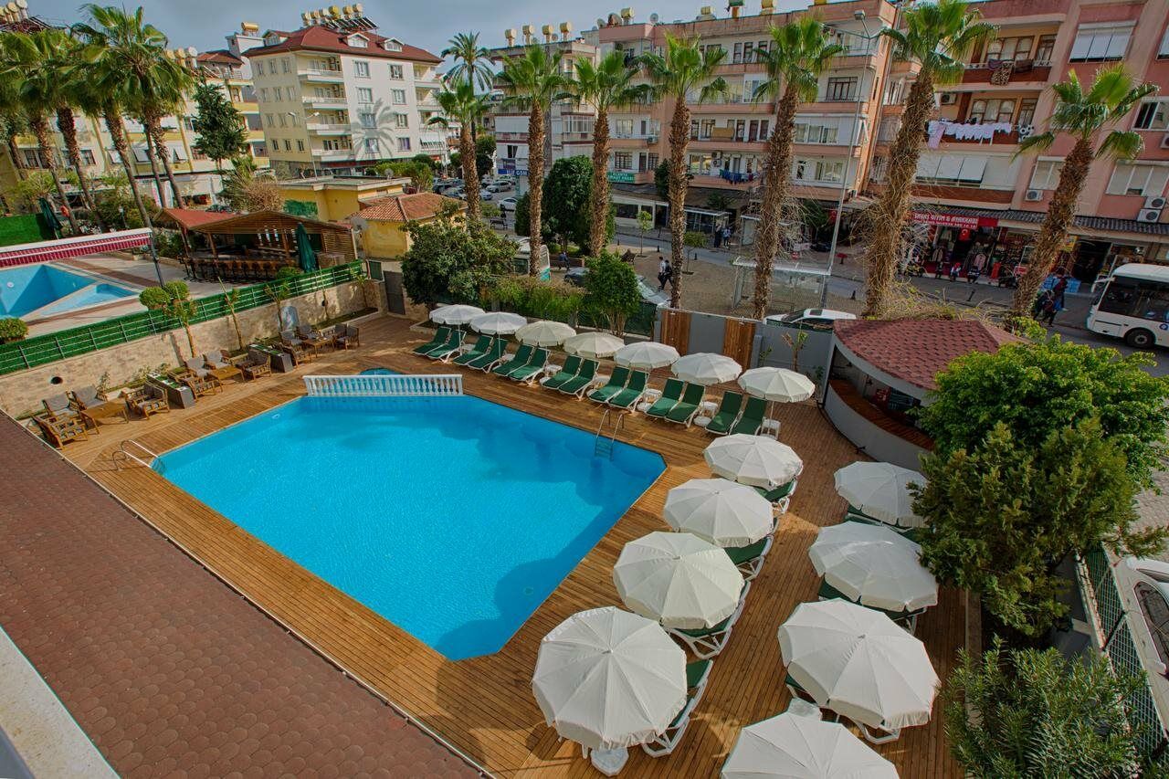 Aparthotel & 2*