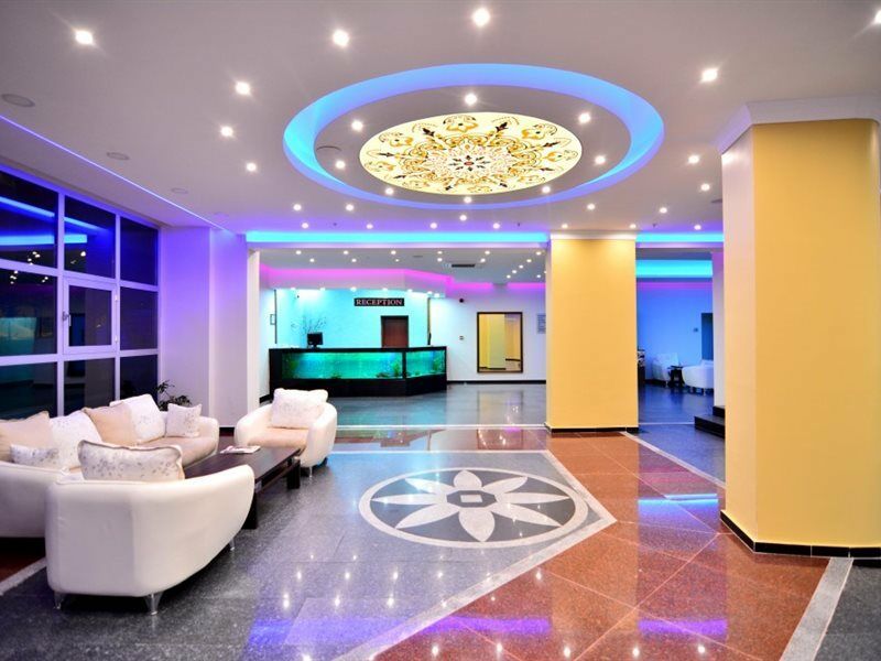 Hotel Ananas 4*