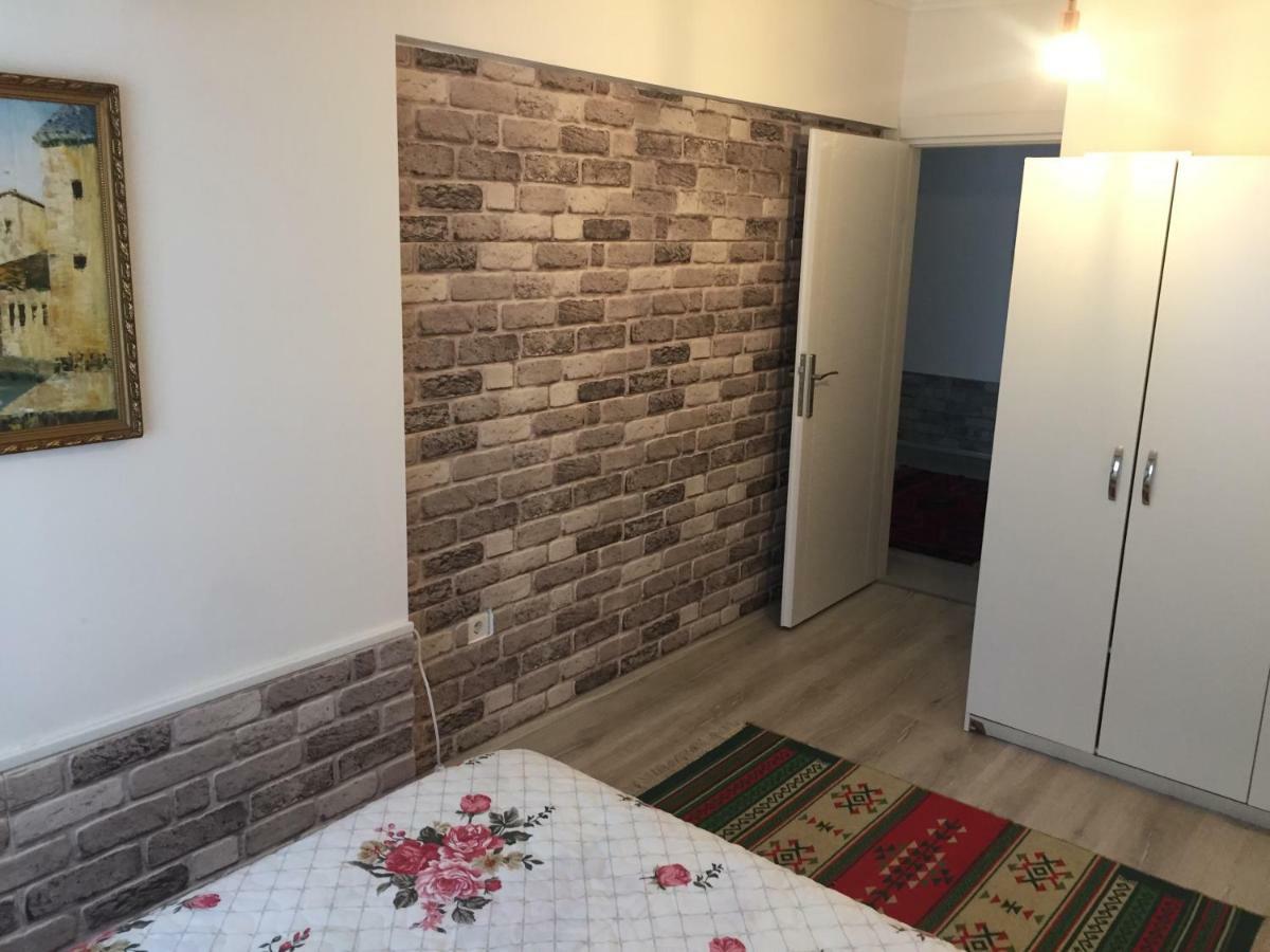Sude Apartment