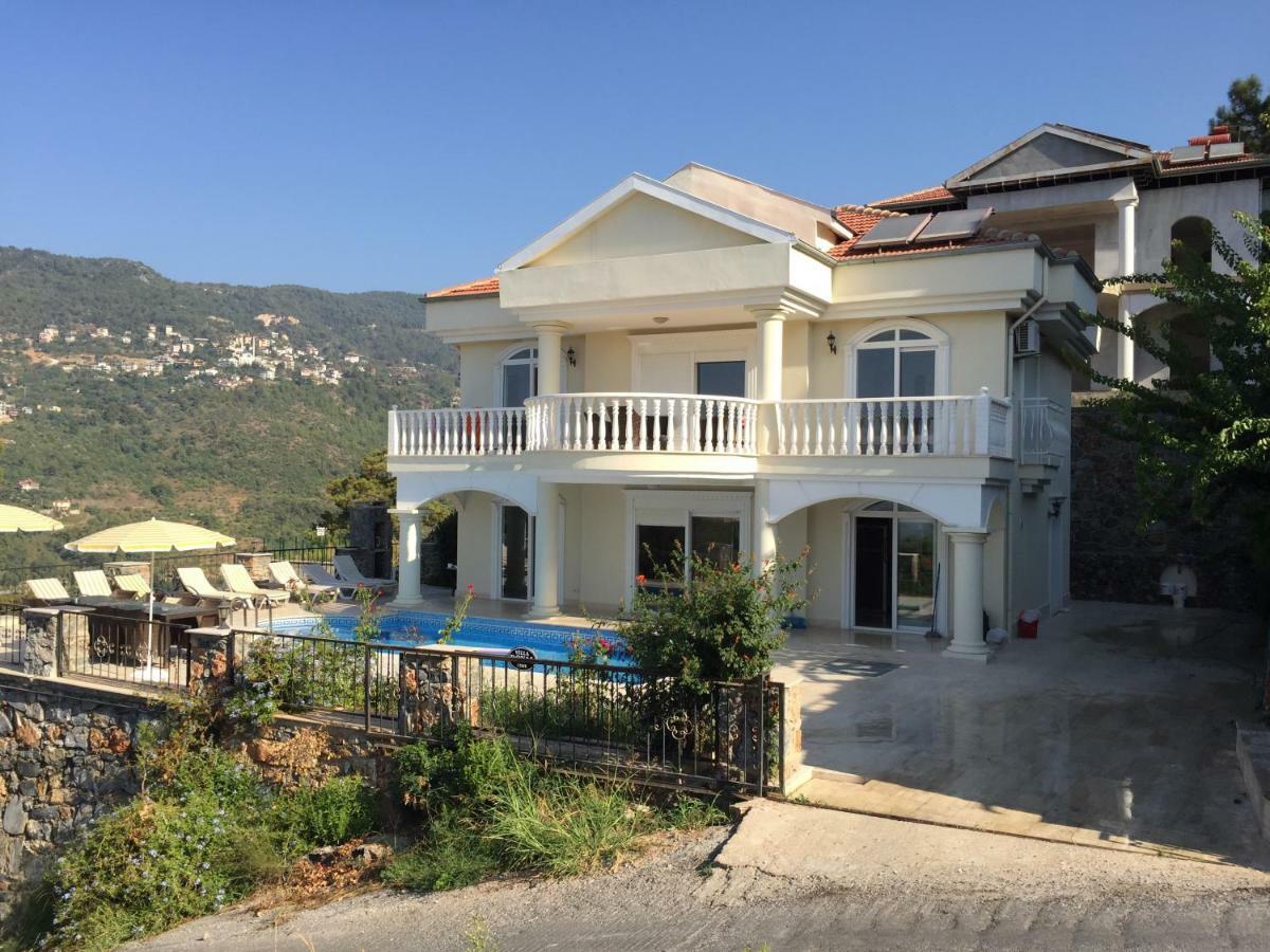 Royal Villa