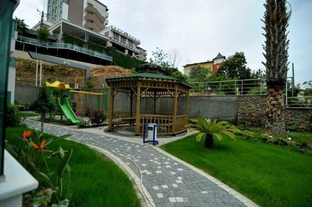 Kingdom Residence. *