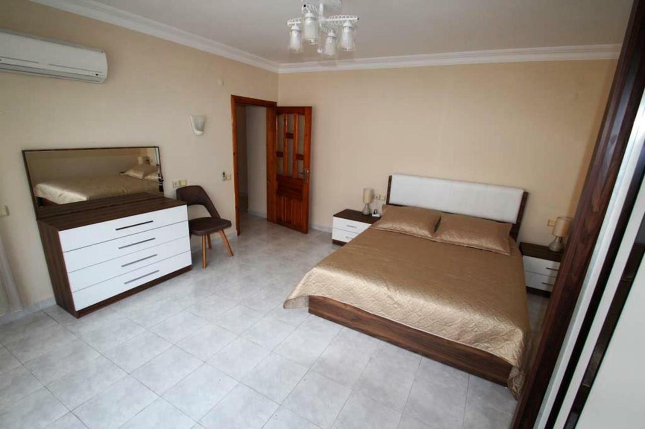 Manolya Apartment. Alanya, Center