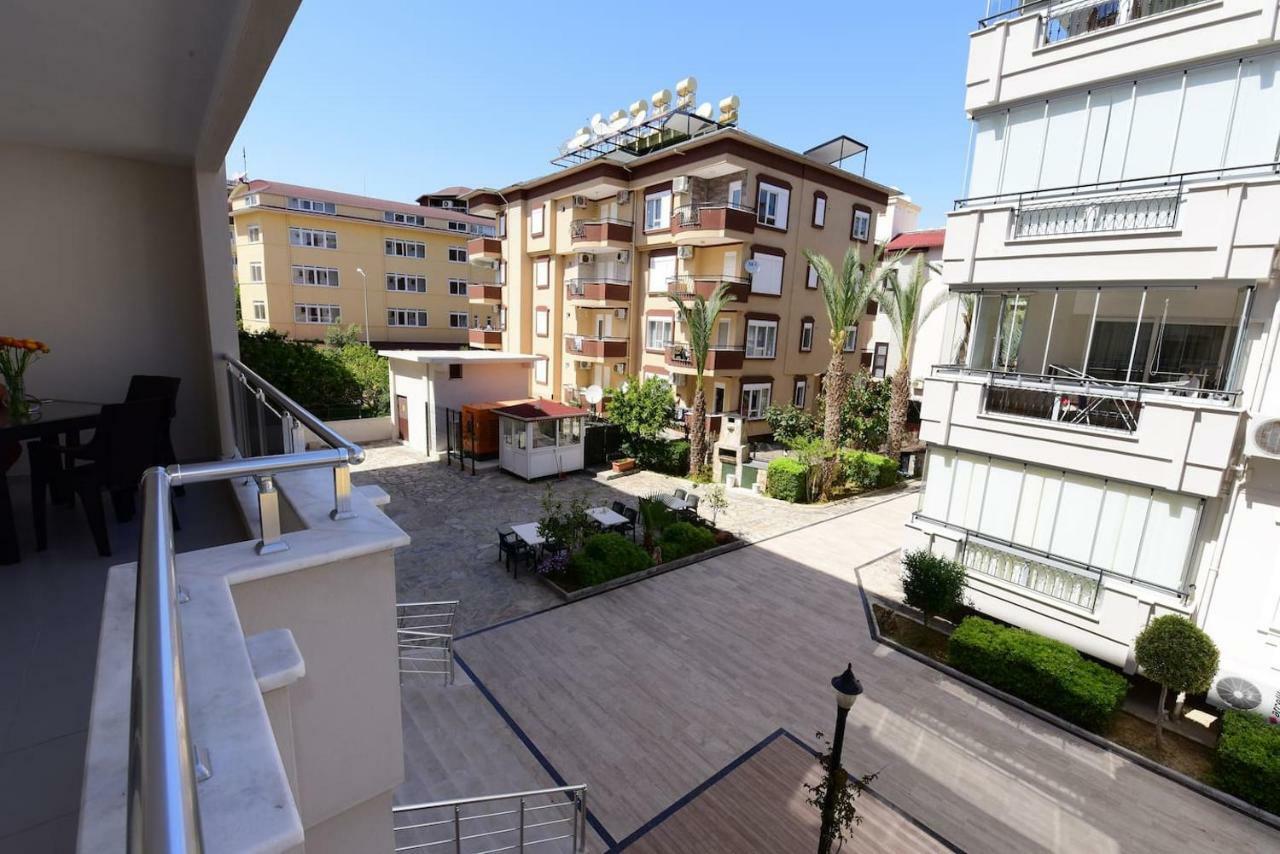 Beautiful In Oba Star Complex Apartment