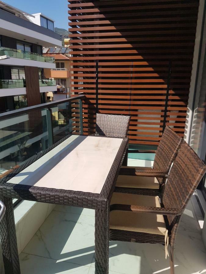 Cleopatra Crown Apartment *
