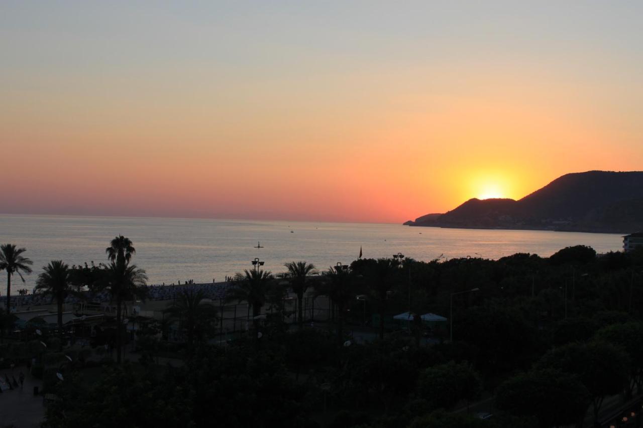 Hotel Aysev 2*