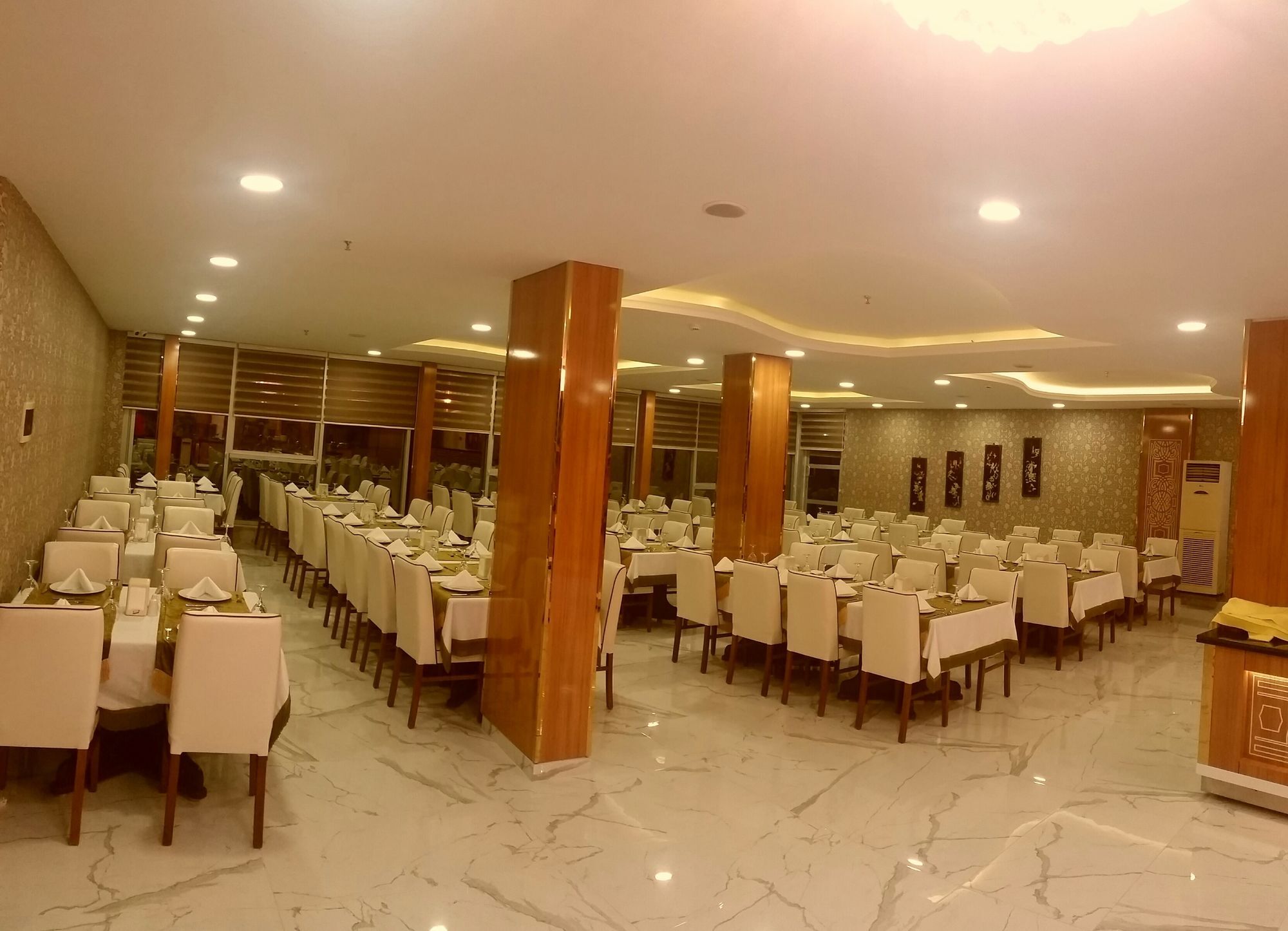Grand Bayar Hotel 3*