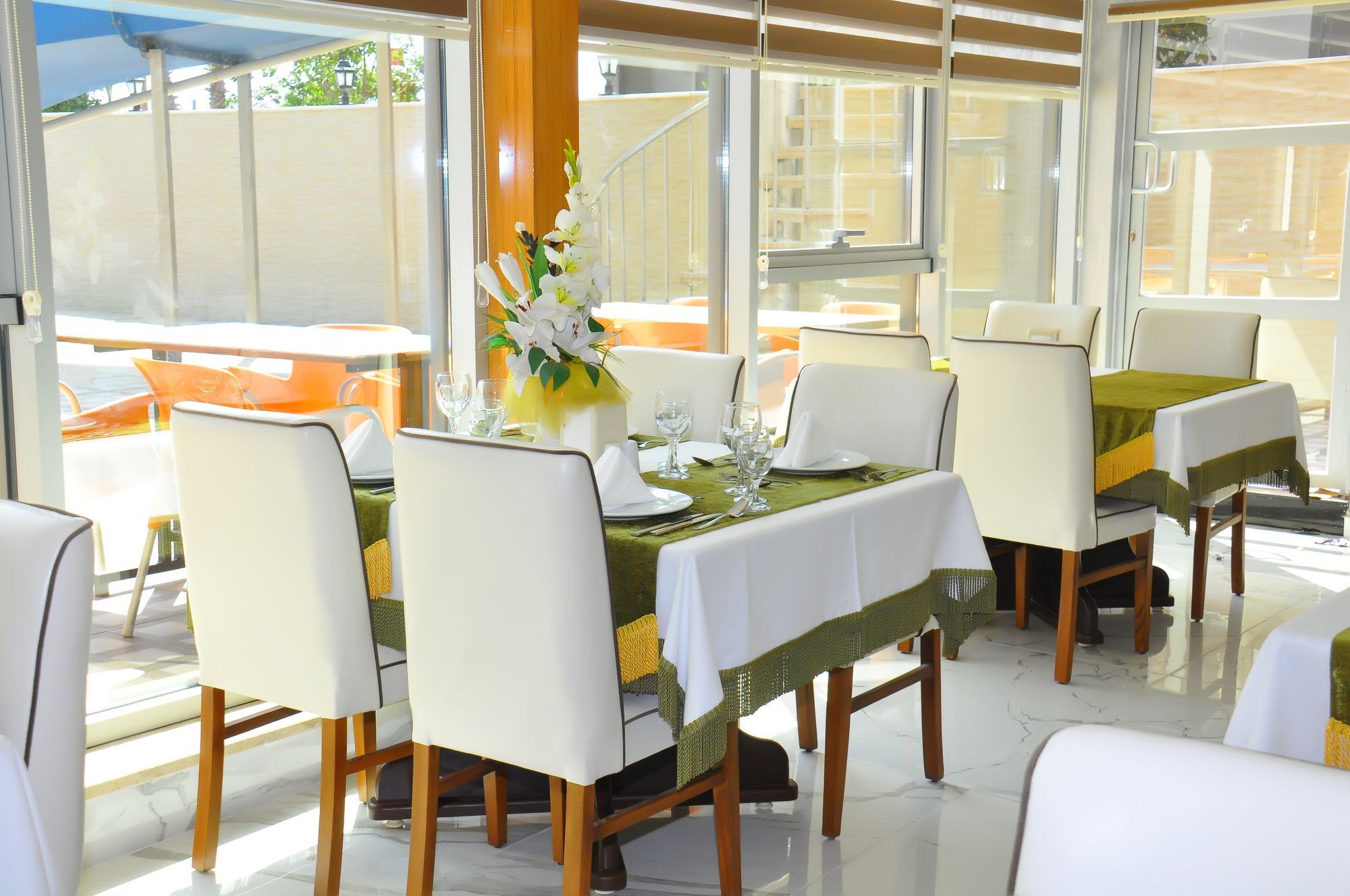 Hotel Grand Bayar