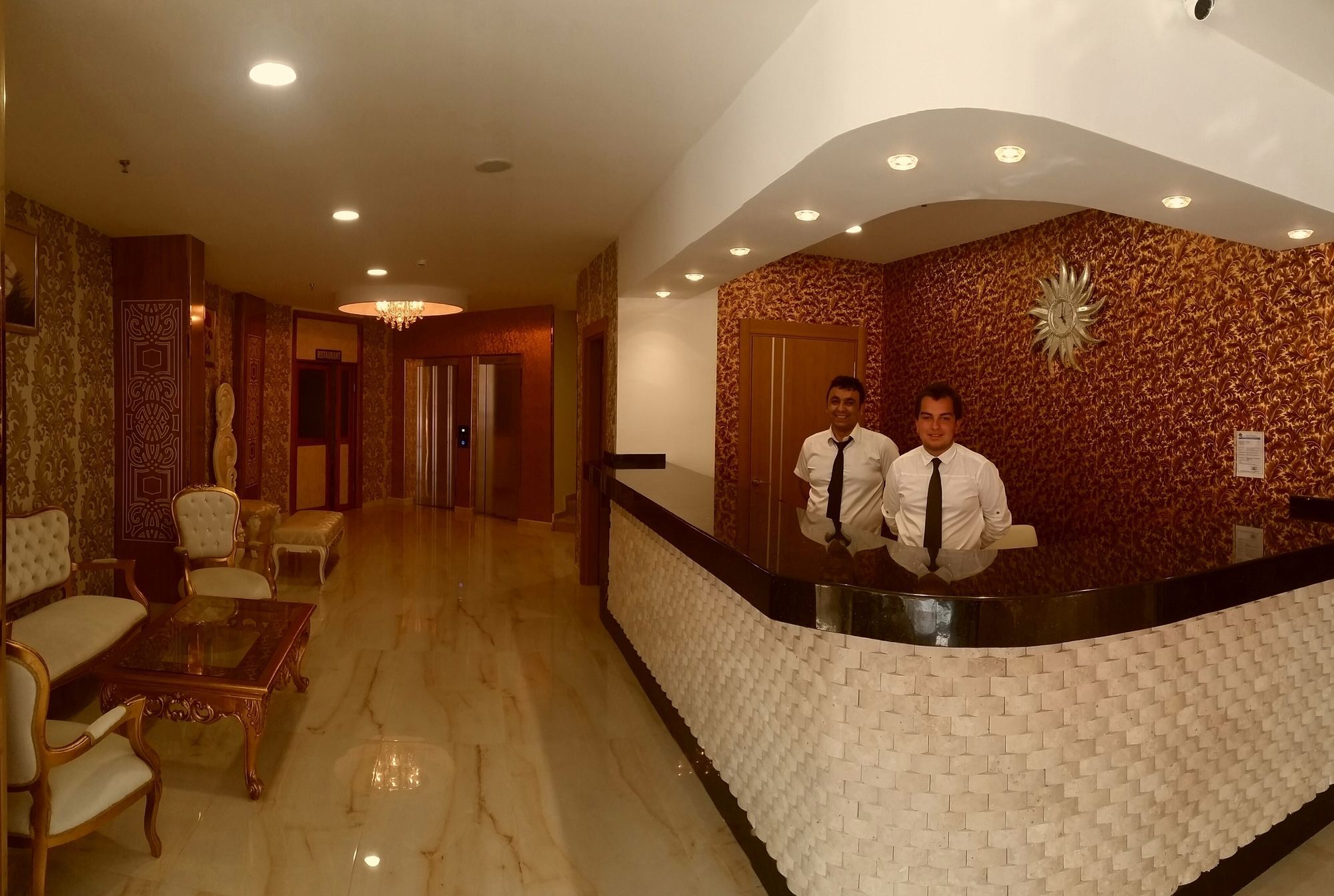 Hotel Grand Bayar