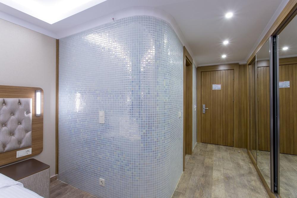Michell (adults Only) Hotel 5*