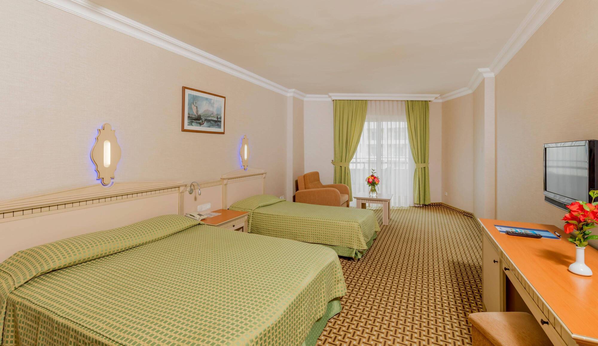 Holiday Park Resort 5*