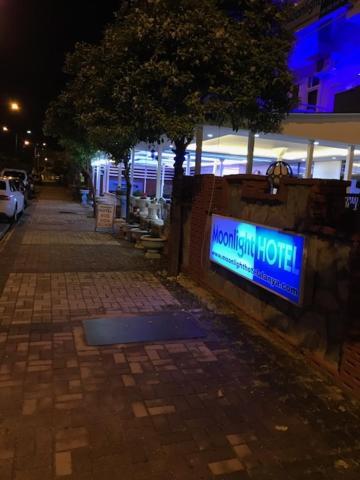 Moonlight Hotel 3*