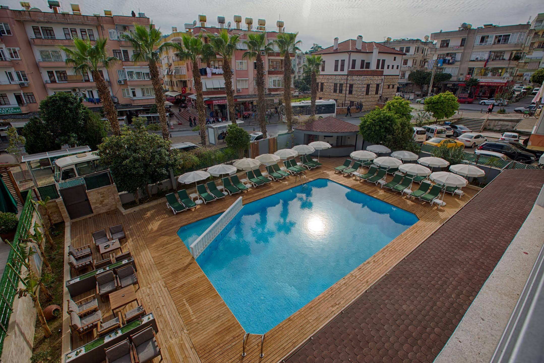 Hma & Aparthotel