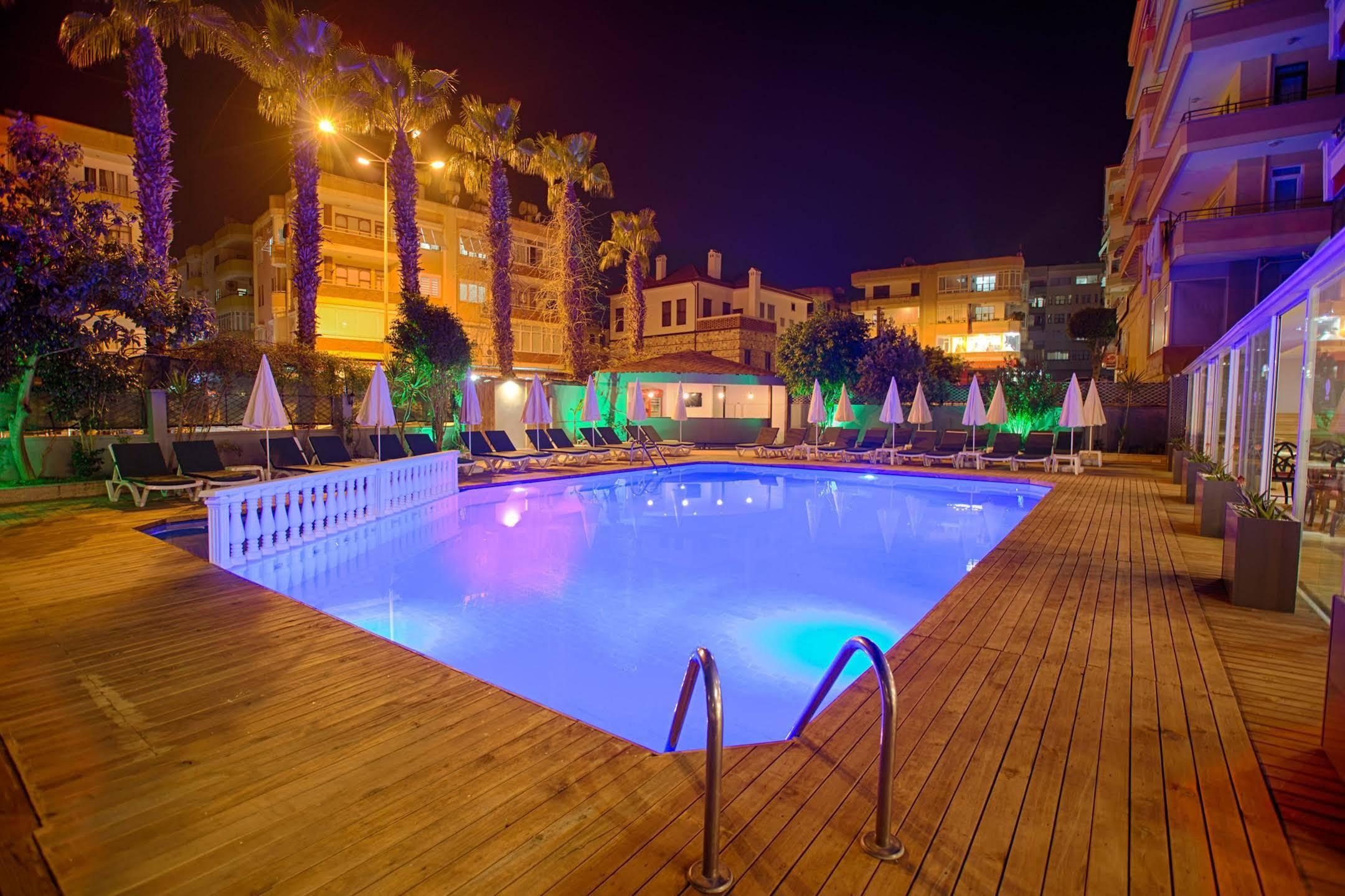 Hma & Aparthotel