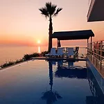 Sunset Villa