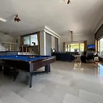 Sunset Villa