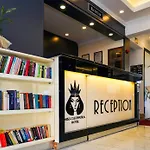 Miss Cleopatra Hotel