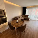Sa Apartments! Sea View 2Bd Flat