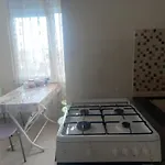 Comfort Rooms - Whole Appartments - Shared Kitchen - Airport Shuttle Bookable