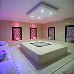 Almera Park Apart Hotel