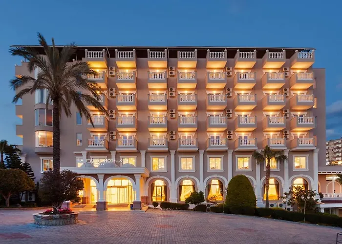 Larina Resort & Spa Hotel