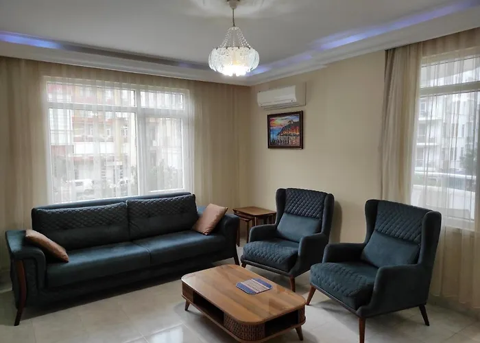 Manolya Apartment. Alanya, Center