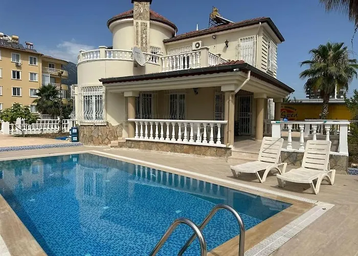Villa Gold Alanya Da Oezel Havuzlu Muhtesem Villa