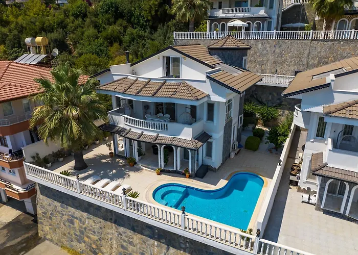 Villa Mit Einzigartigem Ausblick