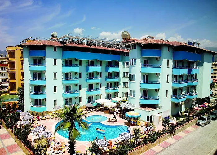 Risus Suit Hotel
