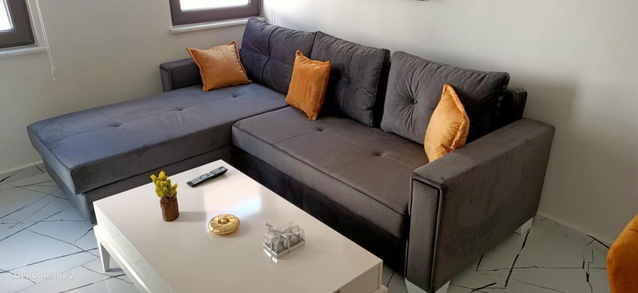 Comfortable Luxury Apartment *