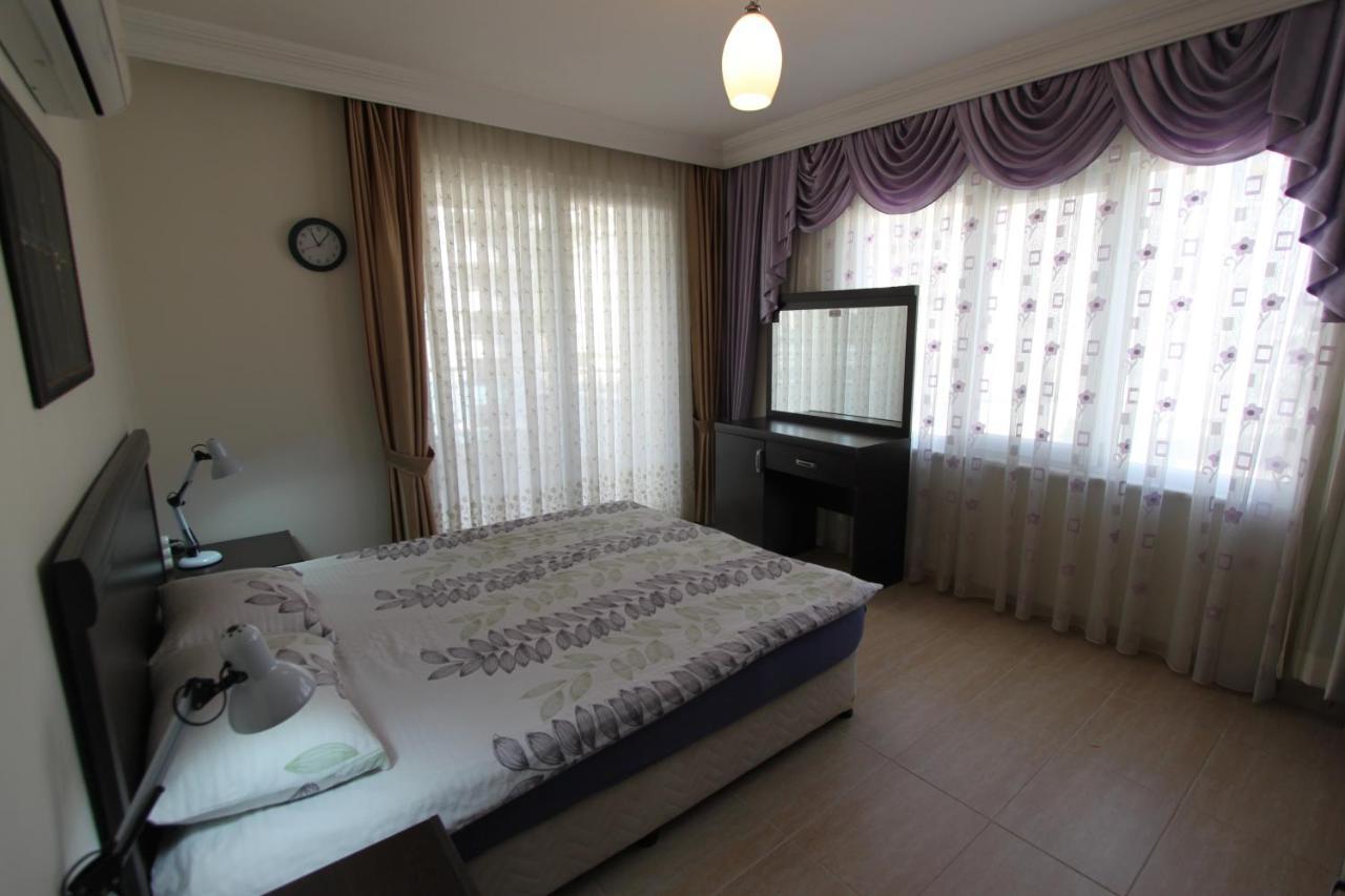Banana B Apartment