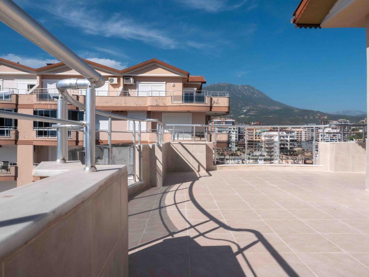 Apartment Dream Country 1