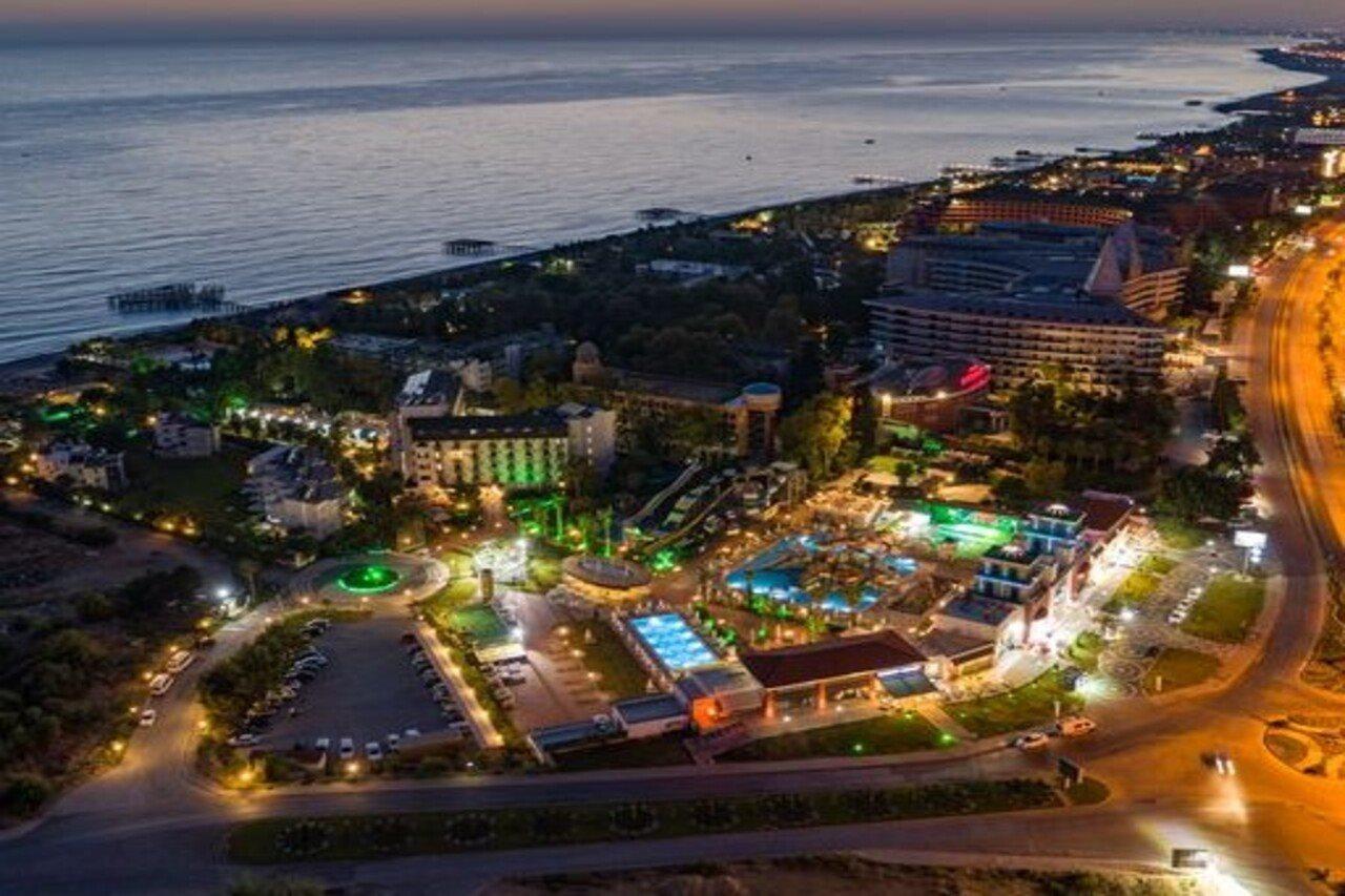Club Aqua Plaza 4*