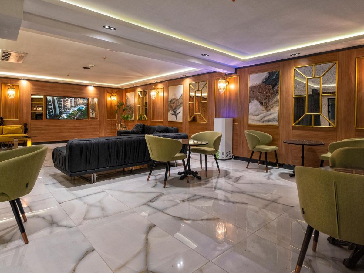 Grand Uysal Aparthotel