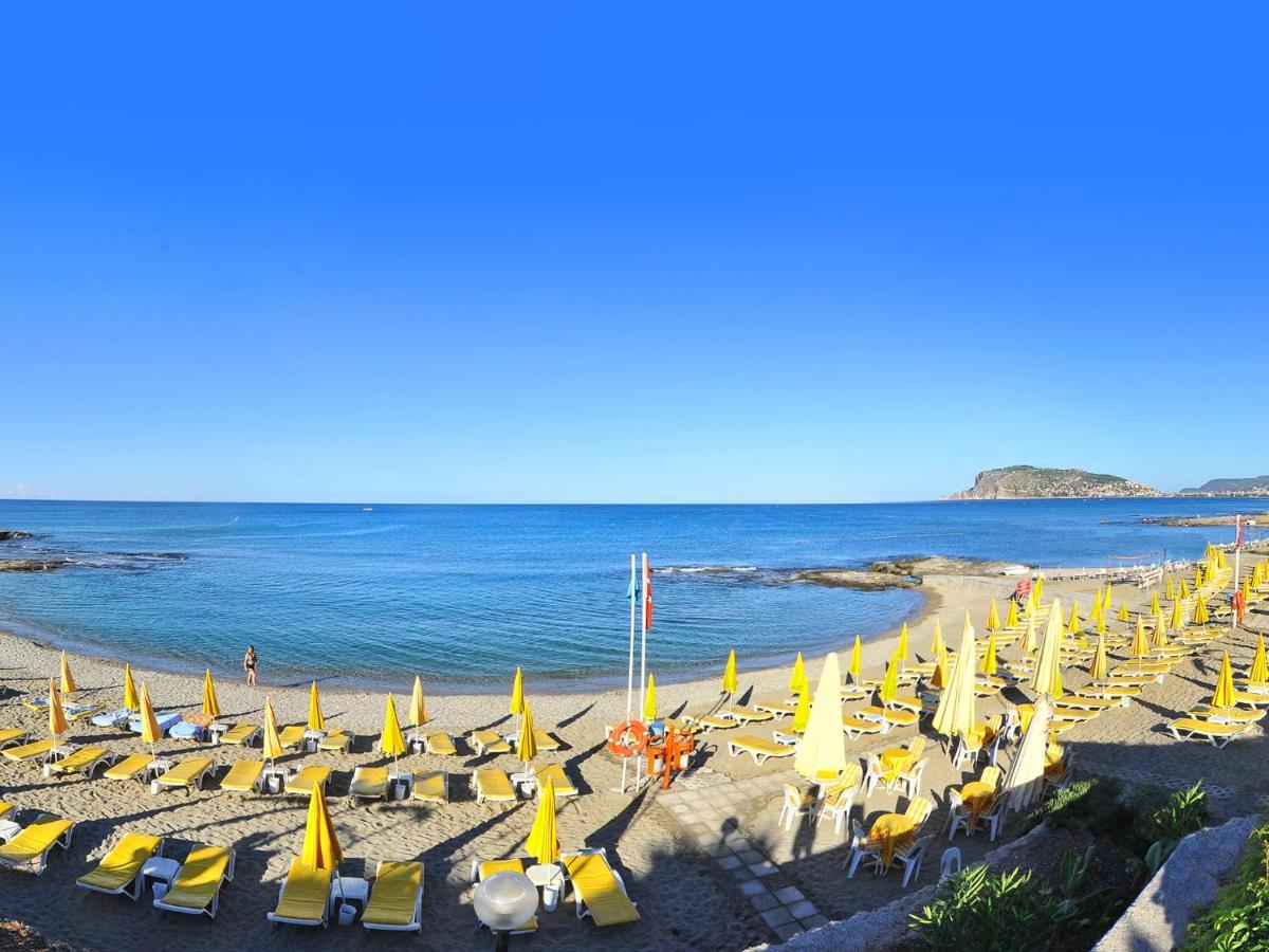 Grand Uysal Aparthotel 3*